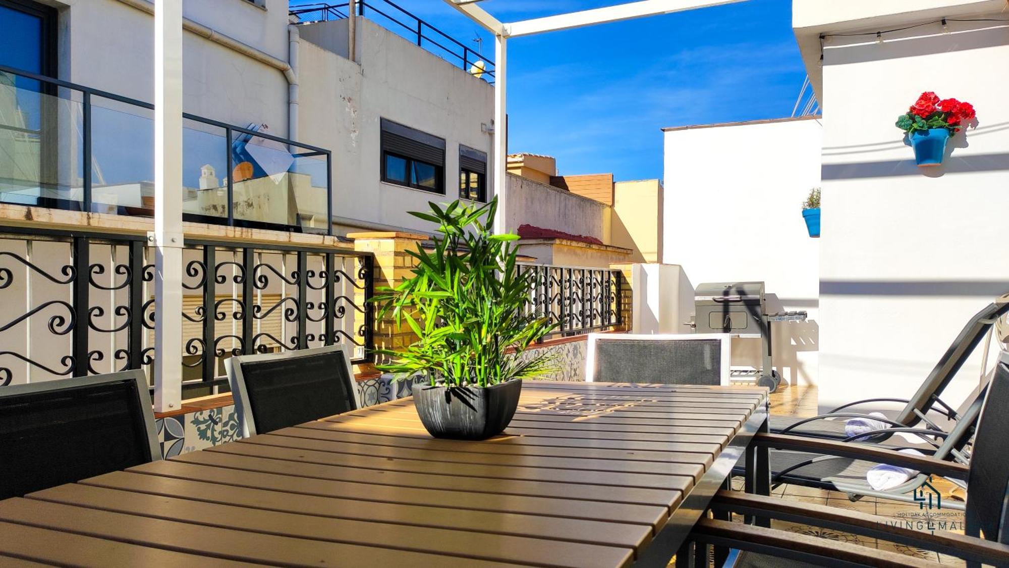 דירות Living4Malaga Sun&Terrace Penthouse מראה חיצוני תמונה